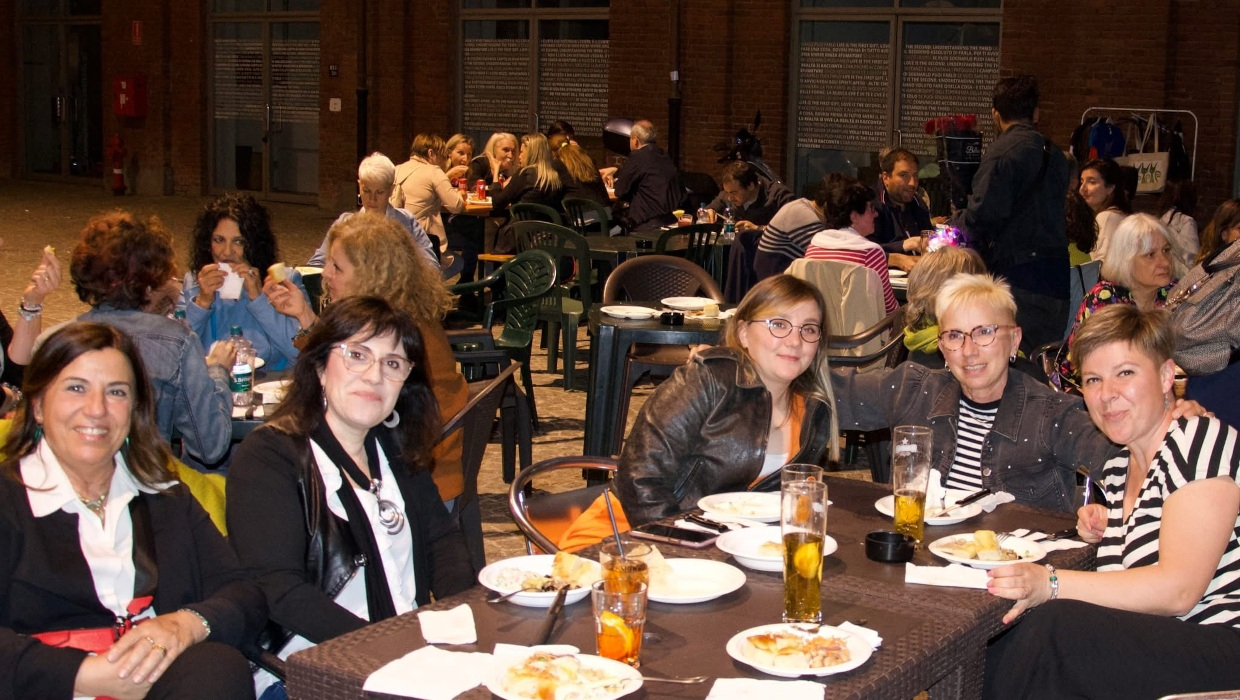 Apericenta presso Cortile del Maglio, 7 maggio 2023 | Associazione Le Sfigatte